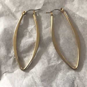 Gold pierced earrings